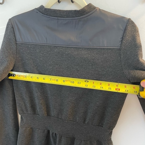 Merrell, women’s medium, dark gray charcoal longsleeve mini active outdoor dress - Picture 8 of 9